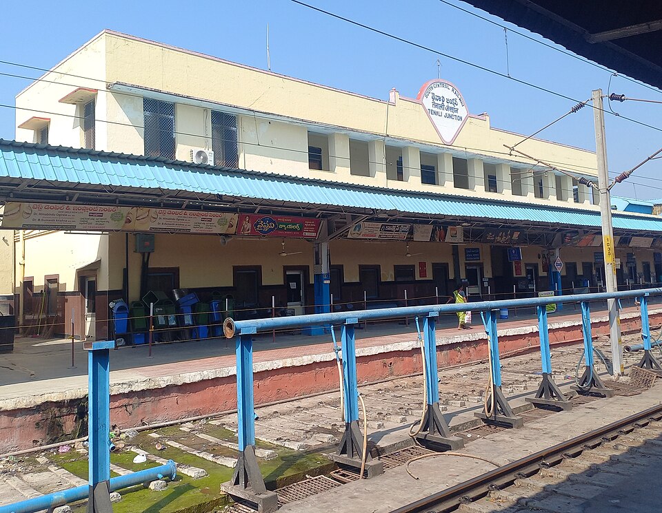Tenali — B2B and wholesale portals for local businesses