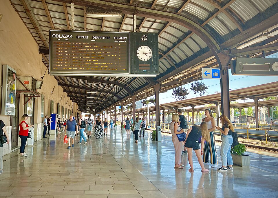 Zagreb — B2B and wholesale portals for local businesses