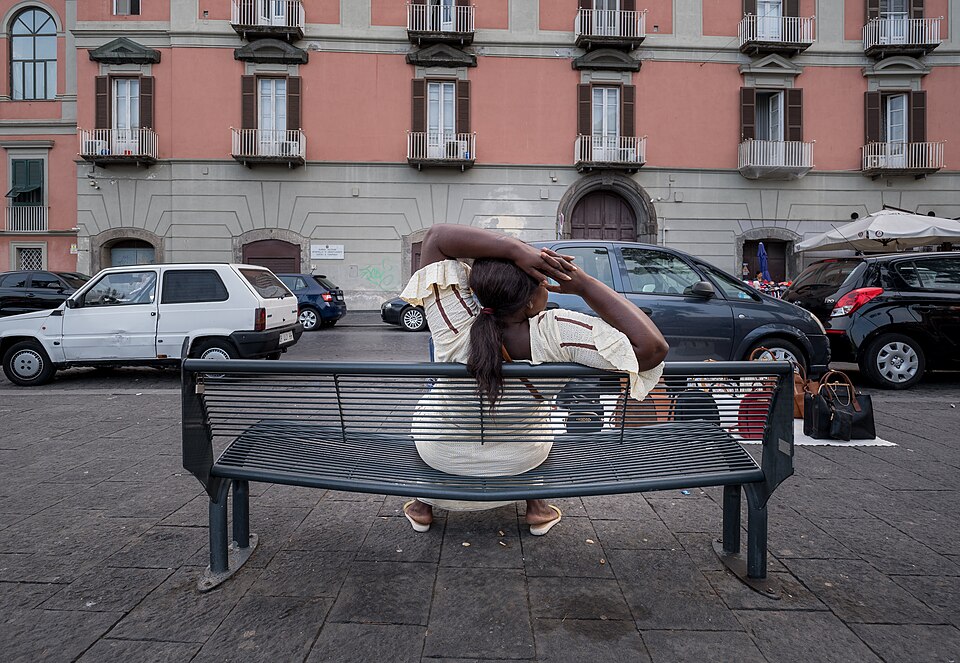 Naples — local market for custom e-commerce platforms