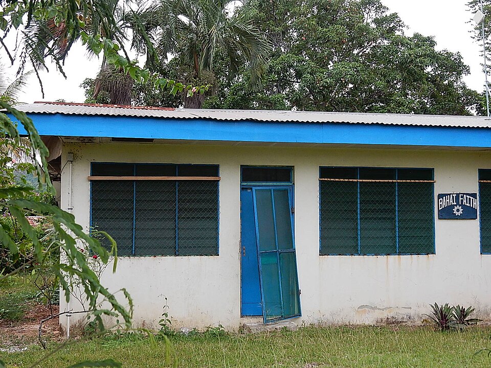 Luganville — multi-vendor marketplaces for local businesses