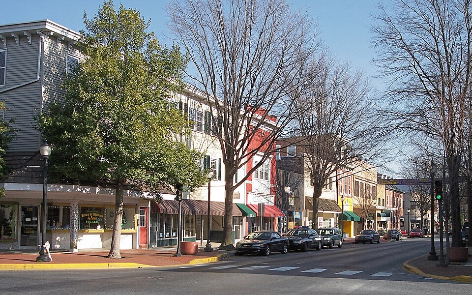 Dover — local market for online stores