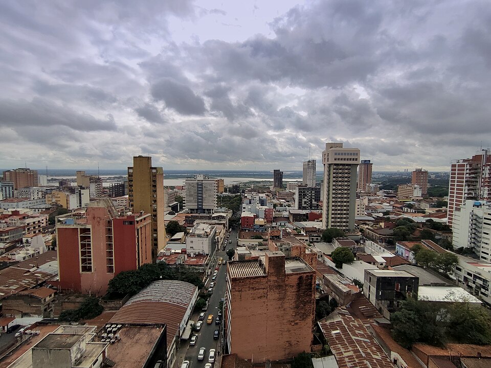Asunción — local market for subscription and membership platforms