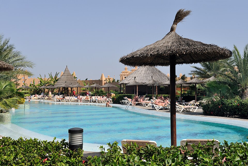 Cape Verde — subscription and membership platforms for local businesses