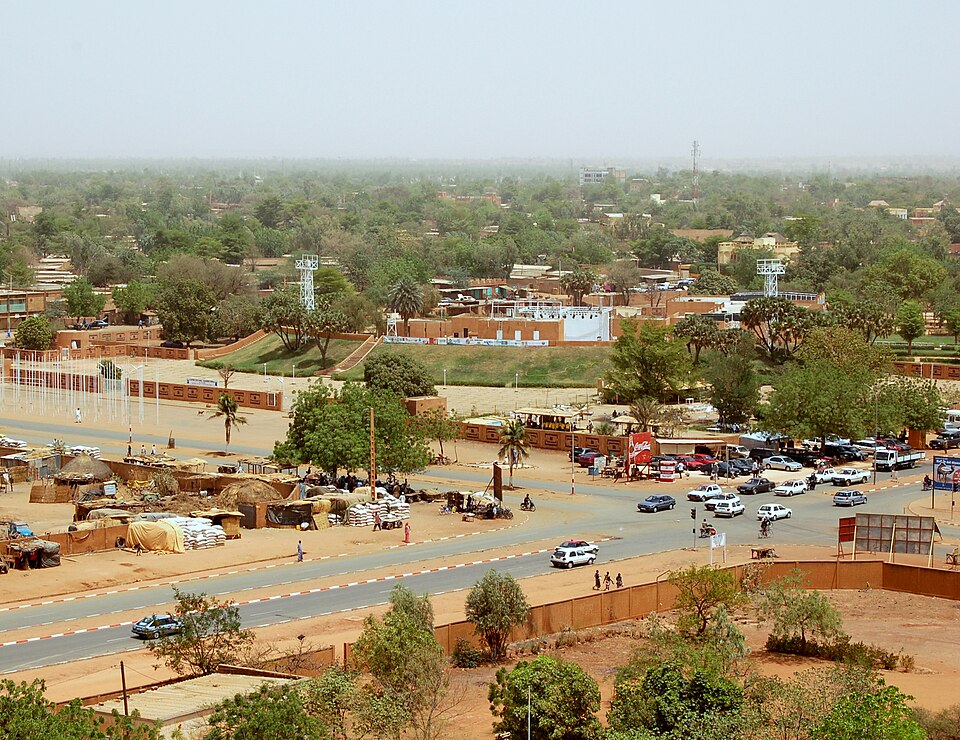 Niamey — local market for online stores