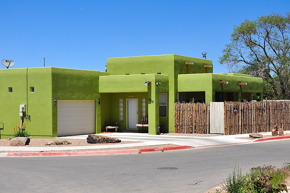 Santa Fe — local market for international and multi-region stores
