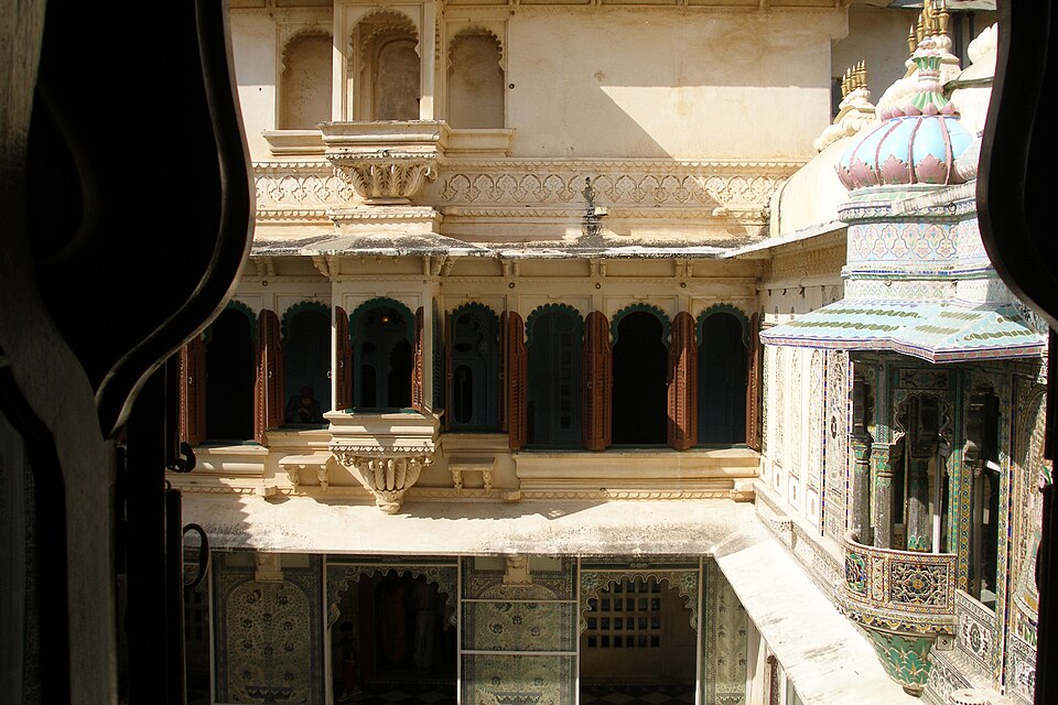 Udaipur — international and multi-region stores for local businesses