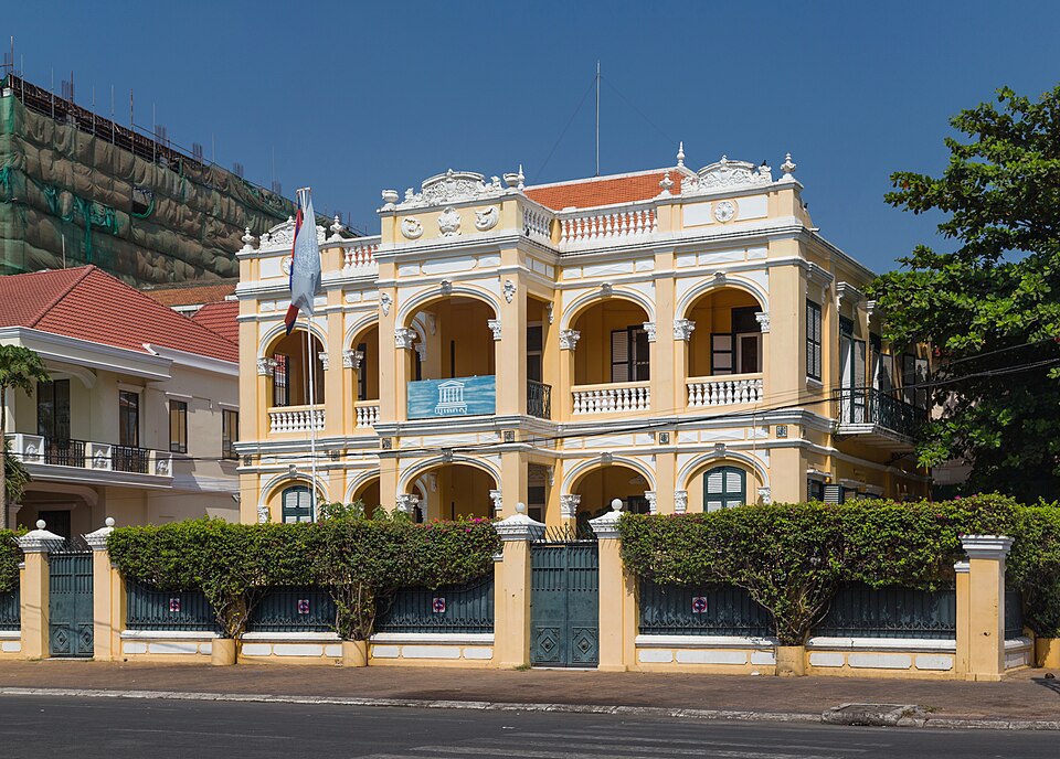 Phnom Penh — custom e-commerce platforms for local businesses