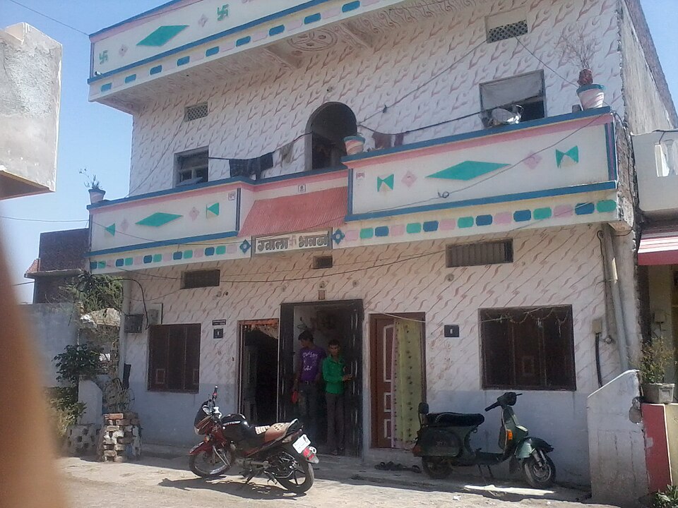 Ratlam — local market for service booking platforms