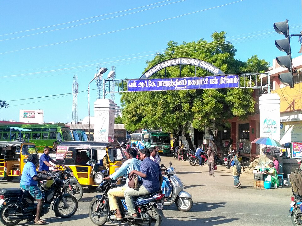 Sivakasi — local market for custom e-commerce platforms