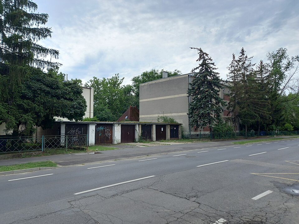Debrecen — local market for subscription and membership platforms