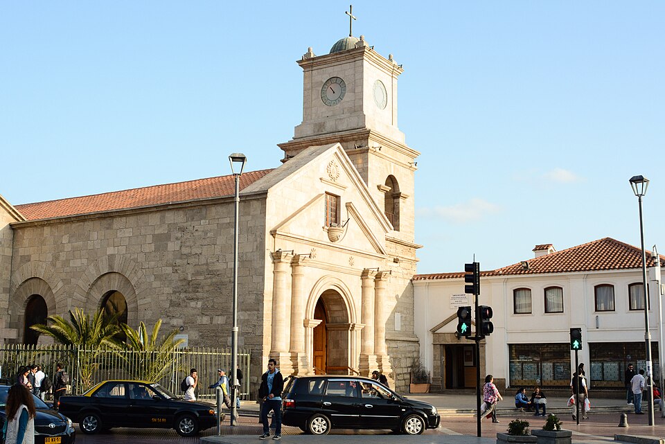 La Serena — manufacturer and distributor portals for local businesses