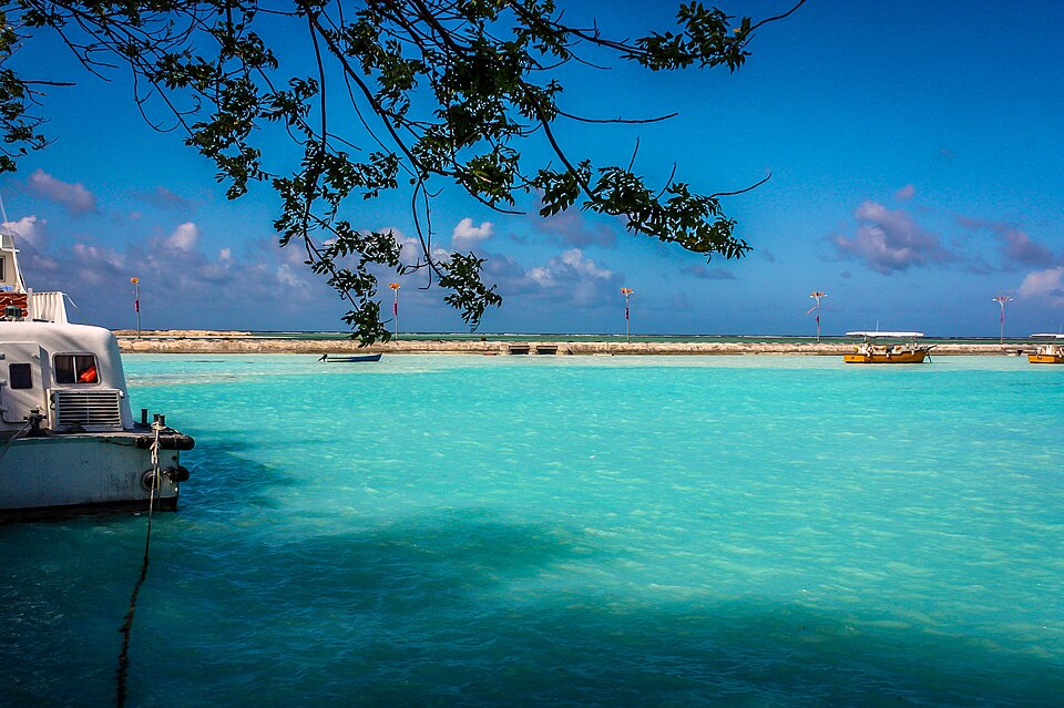Maldives — local market for online stores