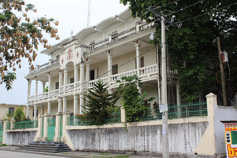 Les Cayes — online stores for local businesses