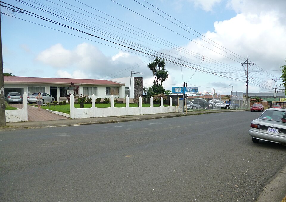 Heredia — service booking platforms for local businesses