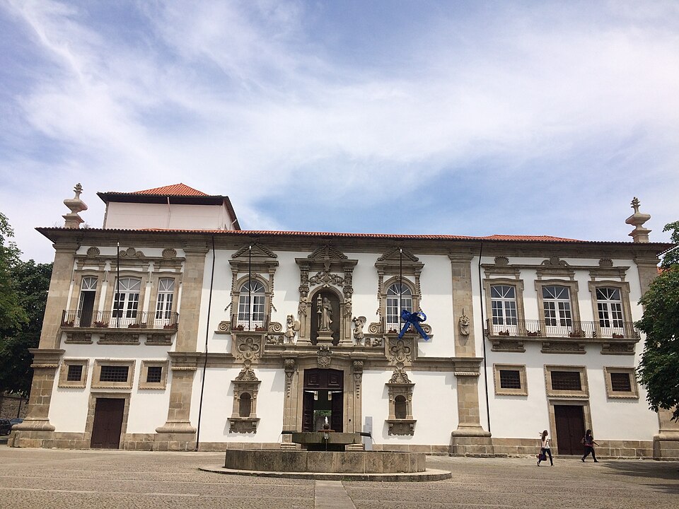 Guimarães — multi-vendor marketplaces for local businesses
