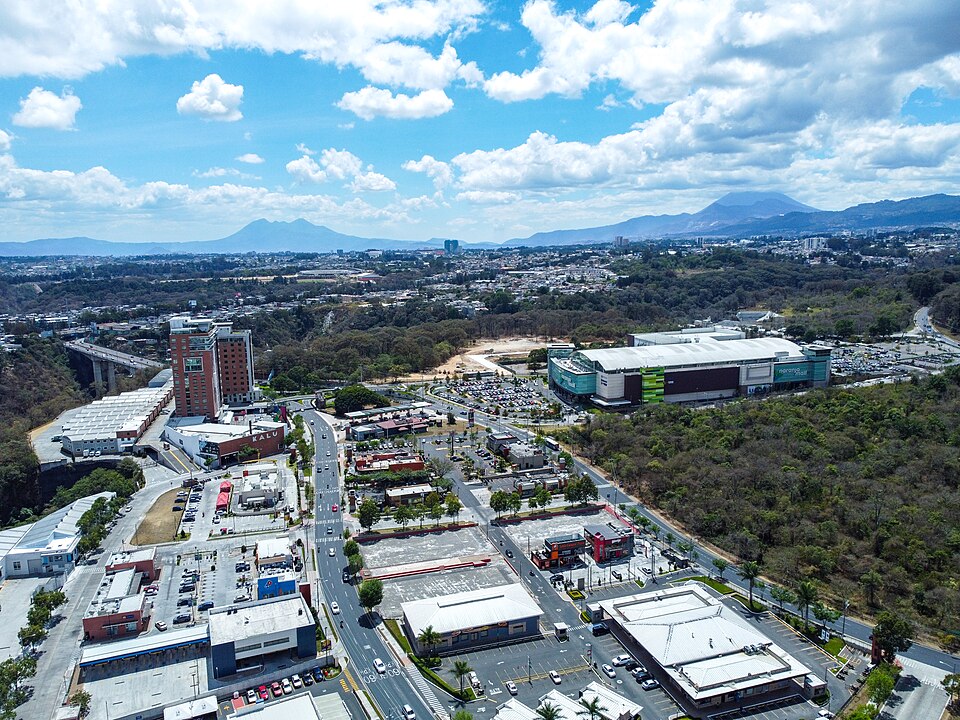 Mixco — manufacturer and distributor portals for local businesses