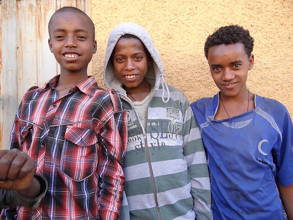 Gondar — international and multi-region stores for local businesses