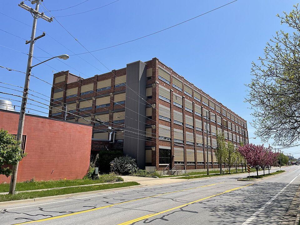 Grand Rapids — B2B and wholesale portals for local businesses