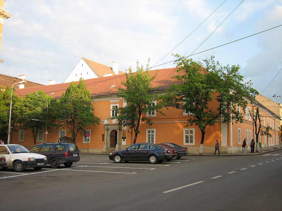 Cluj-Napoca — manufacturer and distributor portals for local businesses