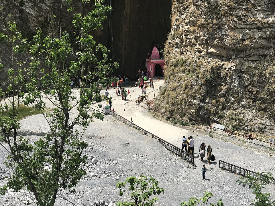Reasi — local market for service booking platforms