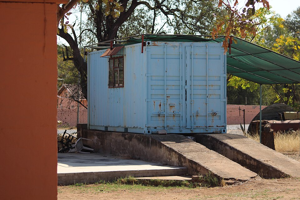 Francistown — local market for mobile commerce apps