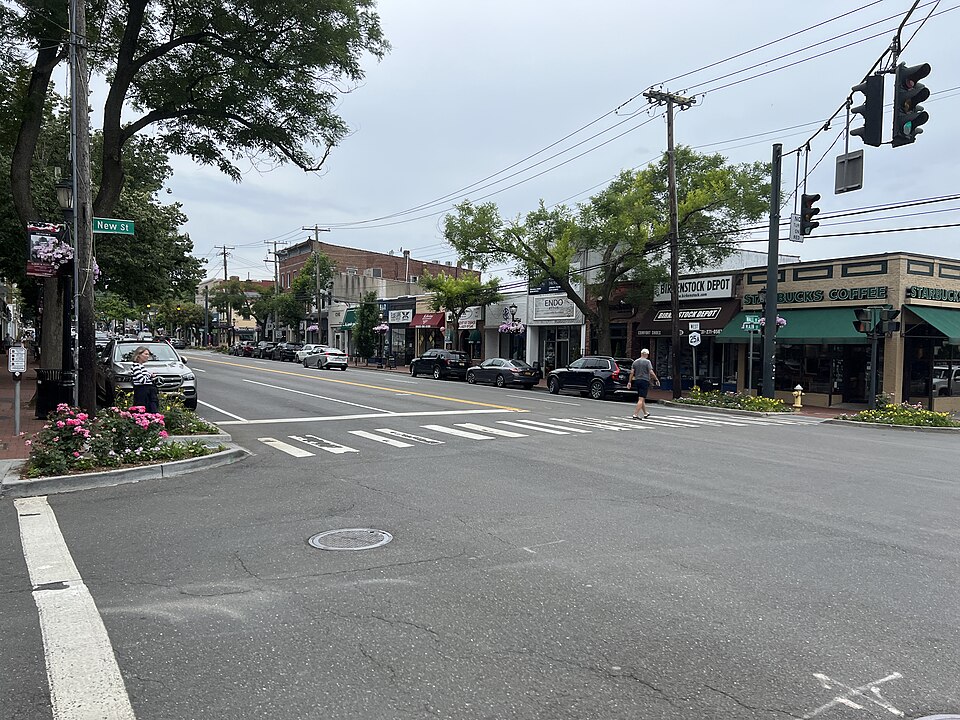 Huntington — service booking platforms for local businesses