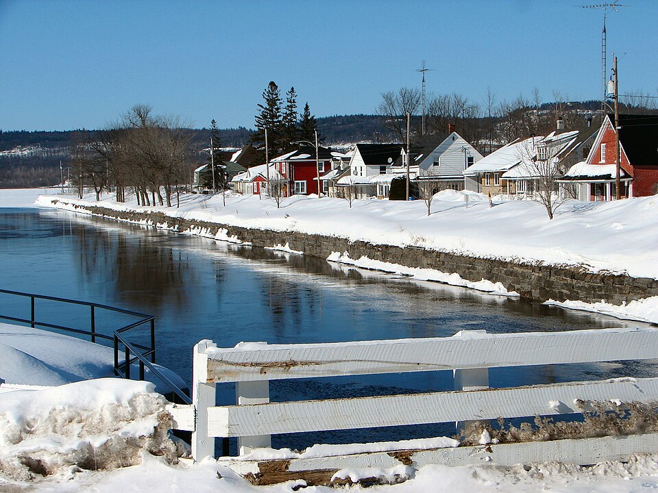 Grenville — local market for international and multi-region stores