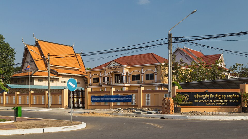 Kampot — local market for custom e-commerce platforms