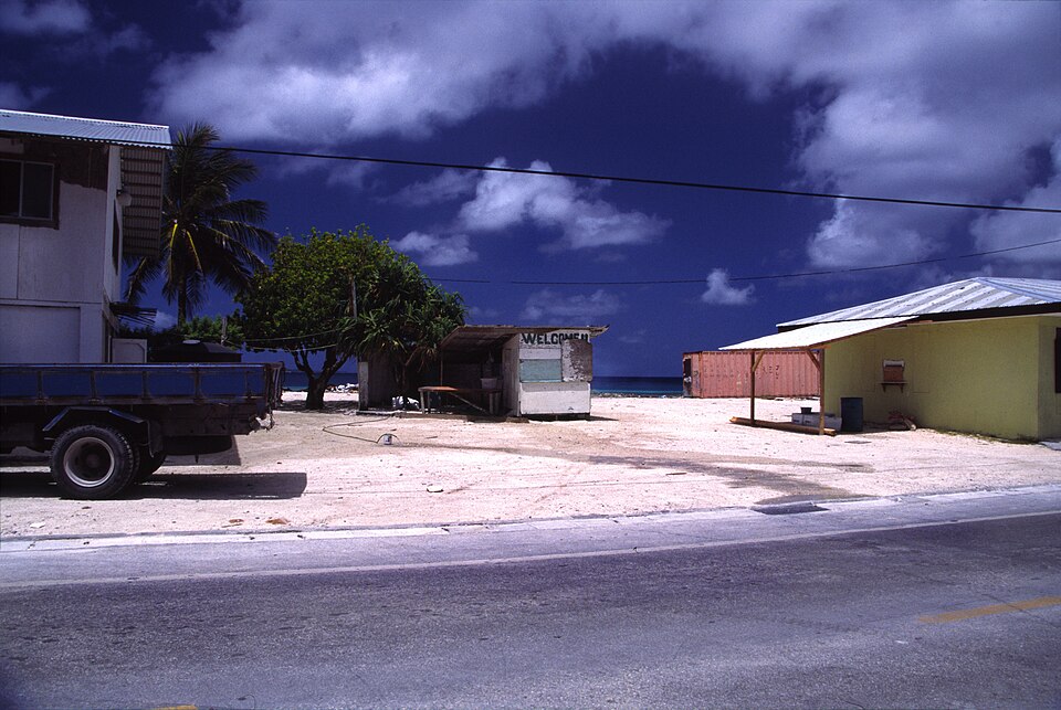 Majuro — local market for multi-vendor marketplaces