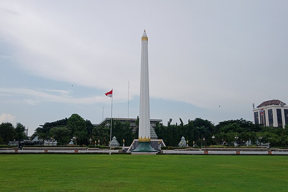 Surabaya — manufacturer and distributor portals for local businesses