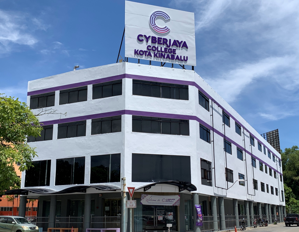 Cyberjaya — local market for service booking platforms