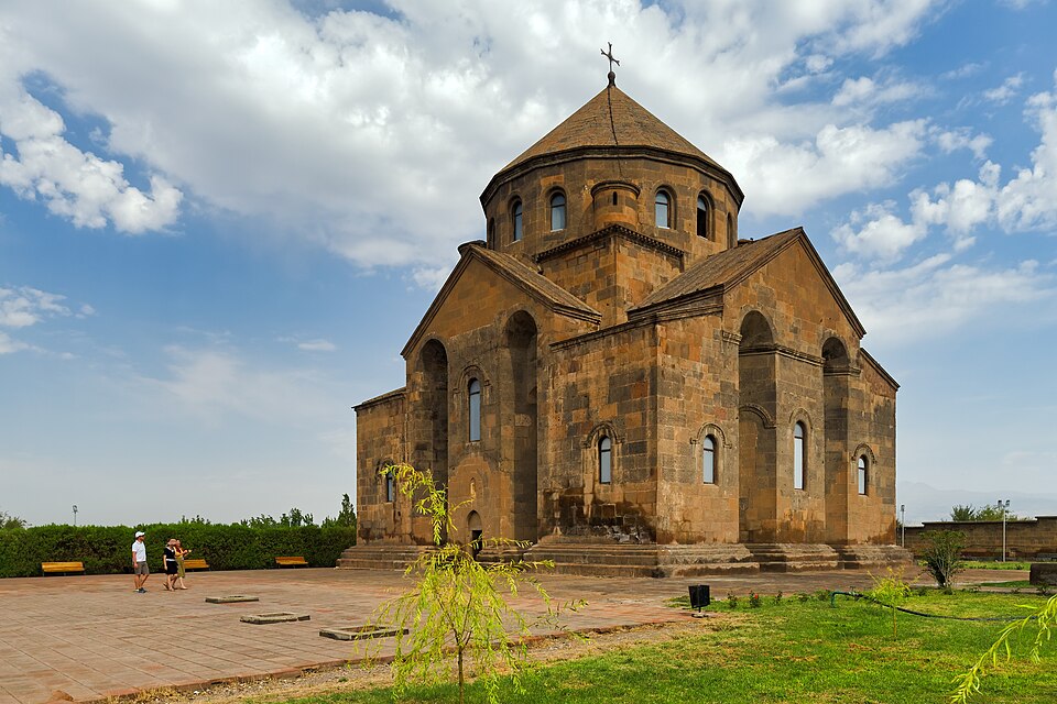 Vagharshapat — local market for service booking platforms