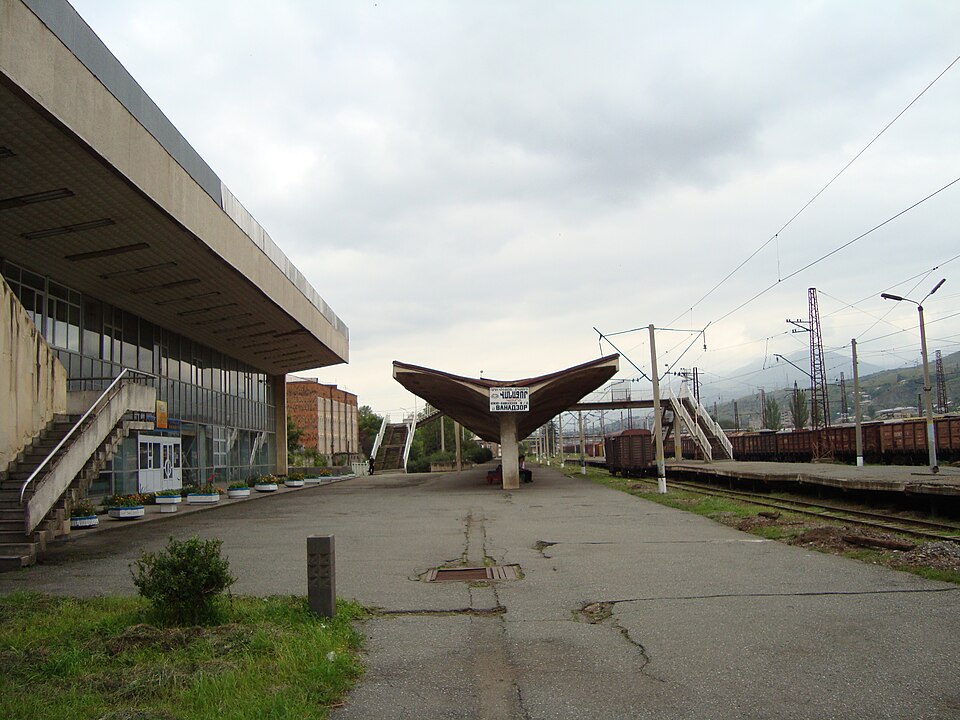 Vanadzor — local market for B2B and wholesale portals