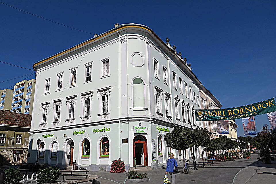 Székesfehérvár — B2B and wholesale portals for local businesses