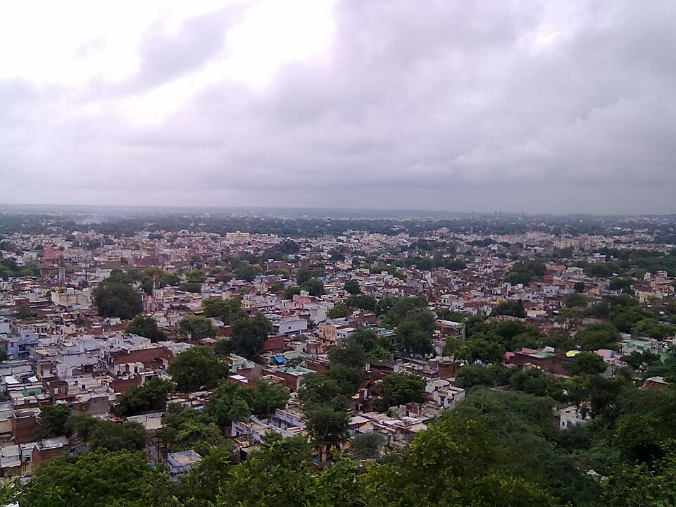 Gwalior — local market for custom e-commerce platforms