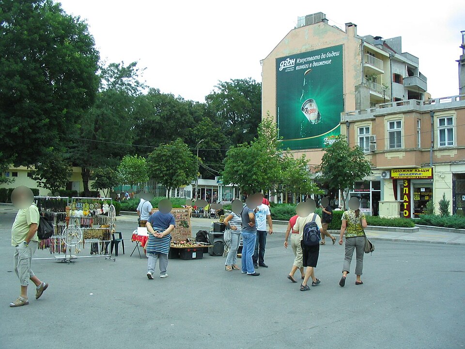 Burgas — local market for service booking platforms