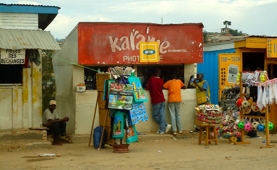 Muhanga — local market for mobile commerce apps