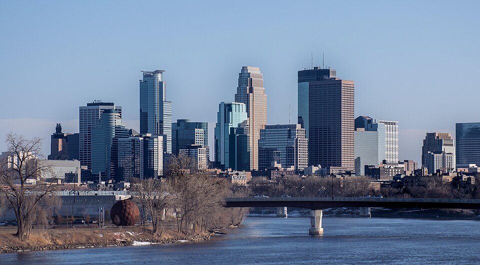 Minneapolis — local market for online stores