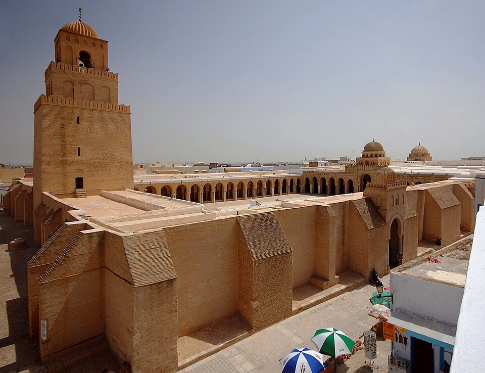 Kairouan — local market for mobile commerce apps