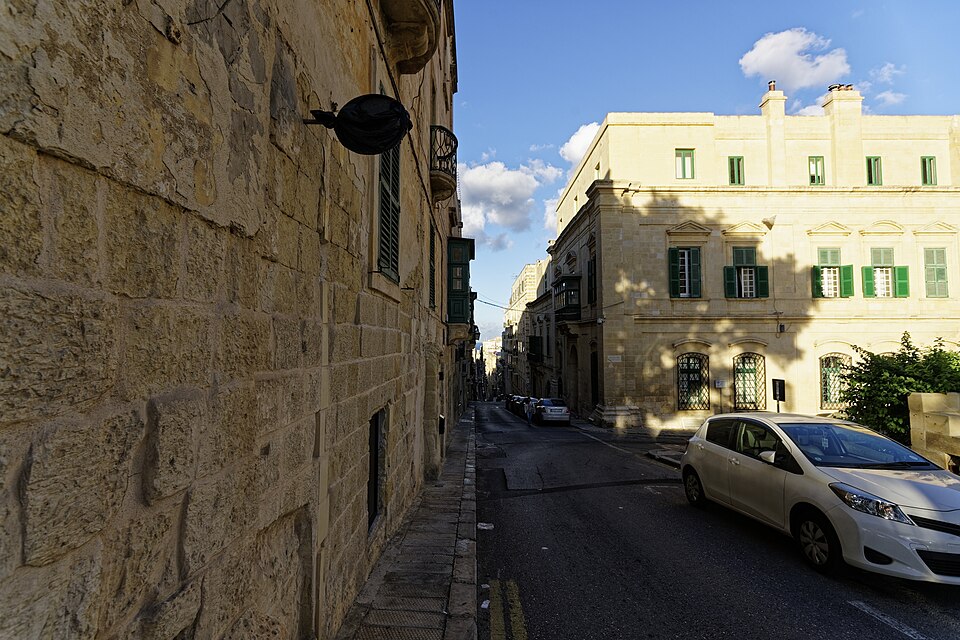 Valletta — multi-vendor marketplaces for local businesses