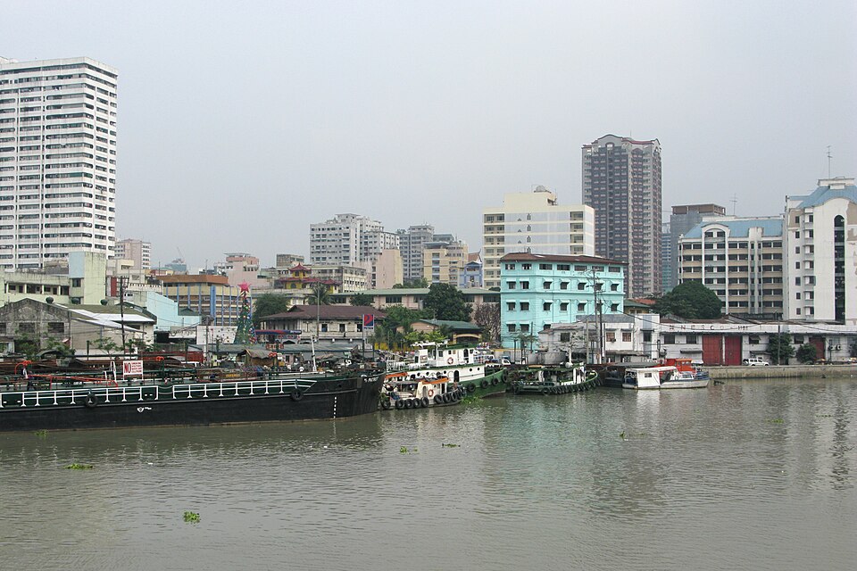 Pasig — local market for custom e-commerce platforms