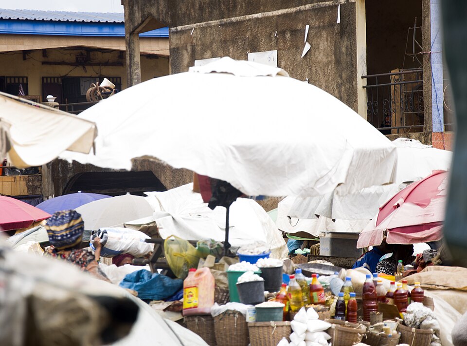 Bafoussam — multi-vendor marketplaces for local businesses