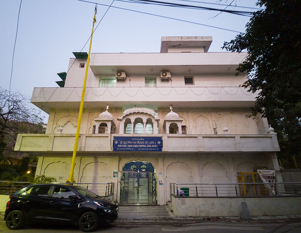 Janakpuri — local market for multi-vendor marketplaces