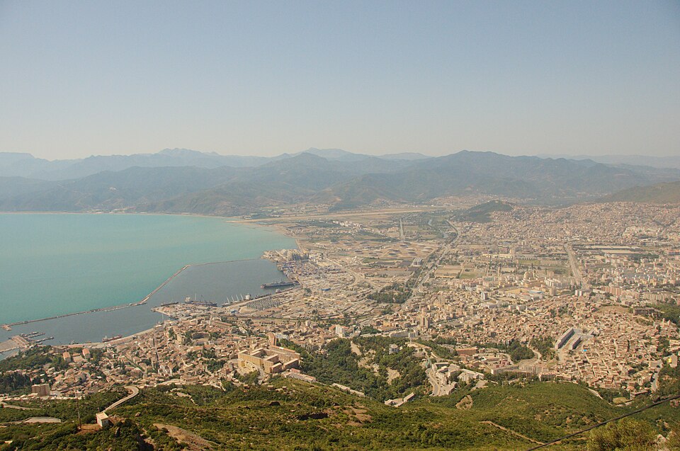 Béjaïa — manufacturer and distributor portals for local businesses