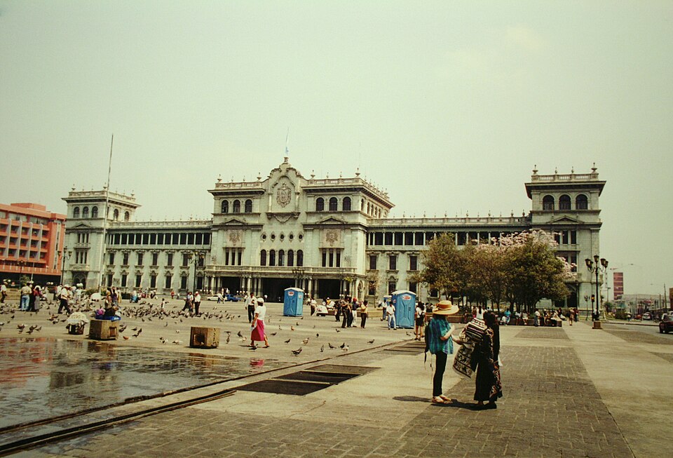 Guatemala City — local market for custom e-commerce platforms