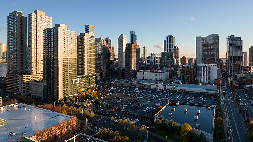 Jersey City — subscription and membership platforms for local businesses