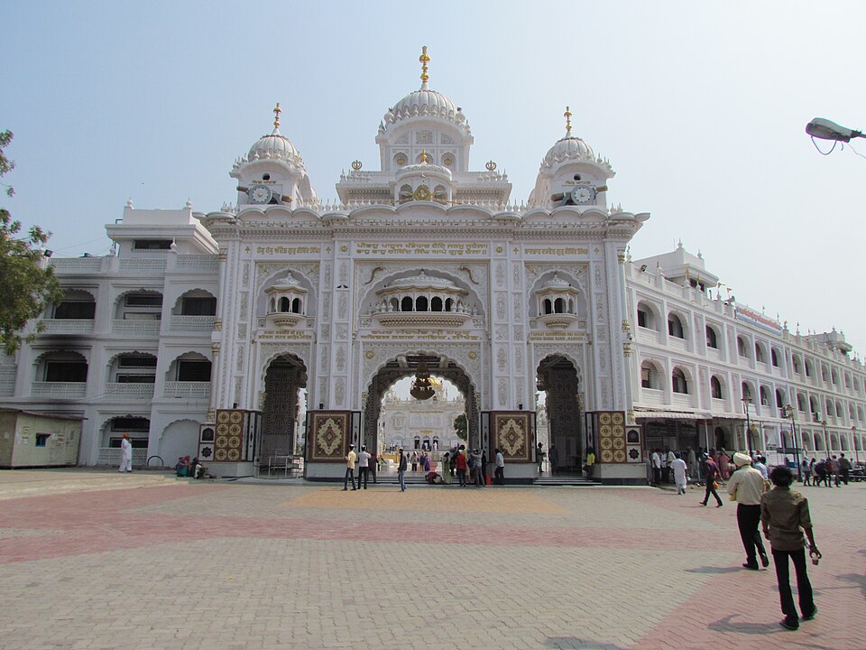 Nanded — multi-vendor marketplaces for local businesses