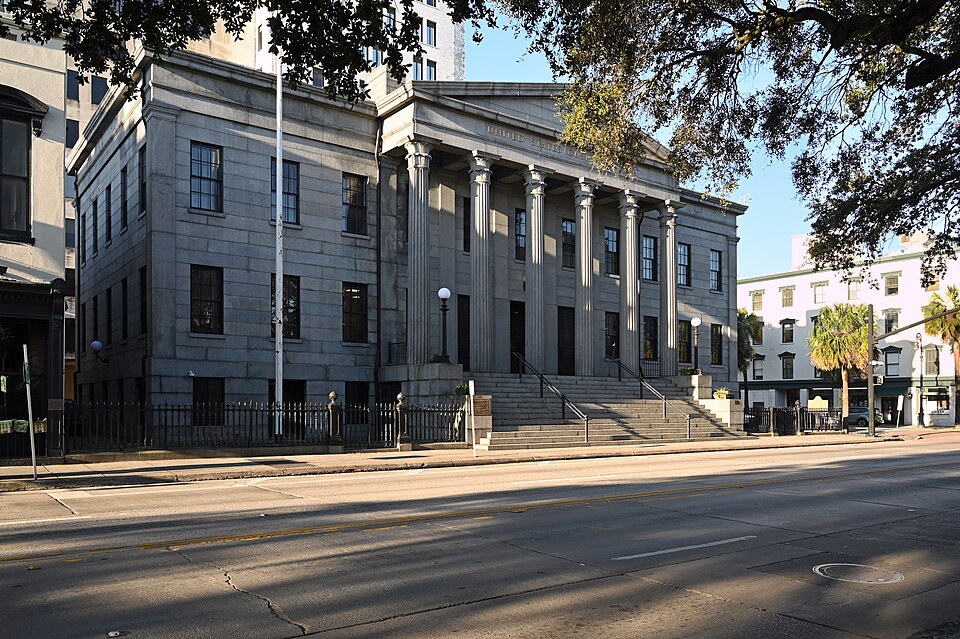 Savannah — local market for online stores