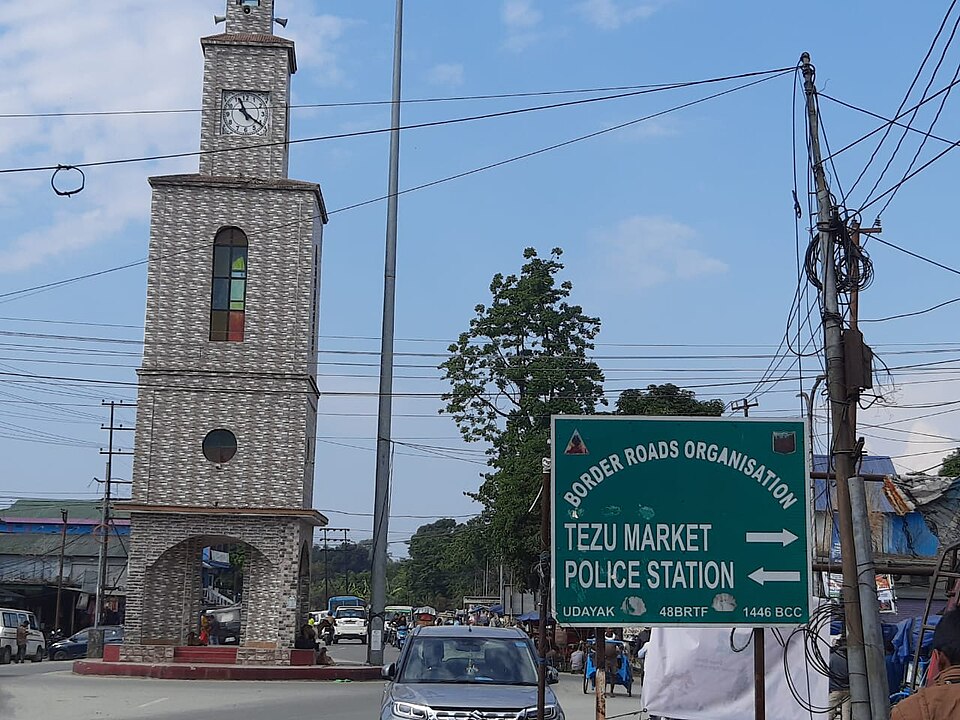 Tezu — local market for online stores