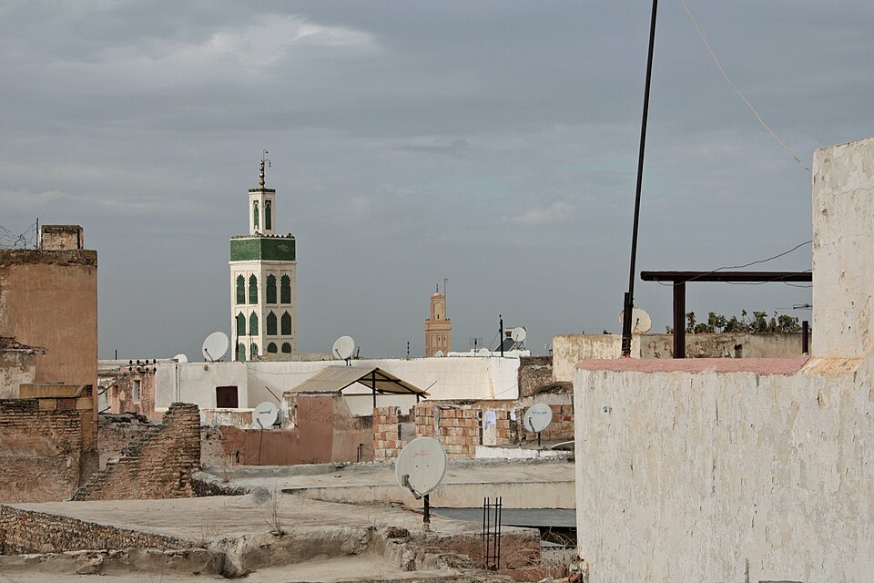 Meknes — manufacturer and distributor portals for local businesses